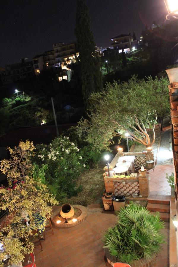 Casa Dei Sogni Taormina Bed & Breakfast Exterior photo