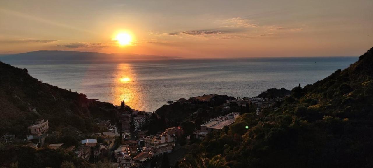 Casa Dei Sogni Taormina Bed & Breakfast Exterior photo