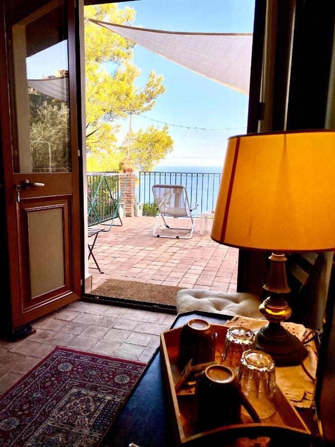 Casa Dei Sogni Taormina Bed & Breakfast Exterior photo